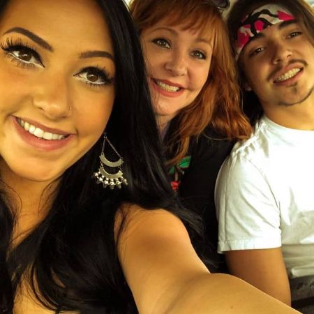 Shar Arcand is spending a quality time with her children. Is Shar married twicely in her life? Who is her husband?