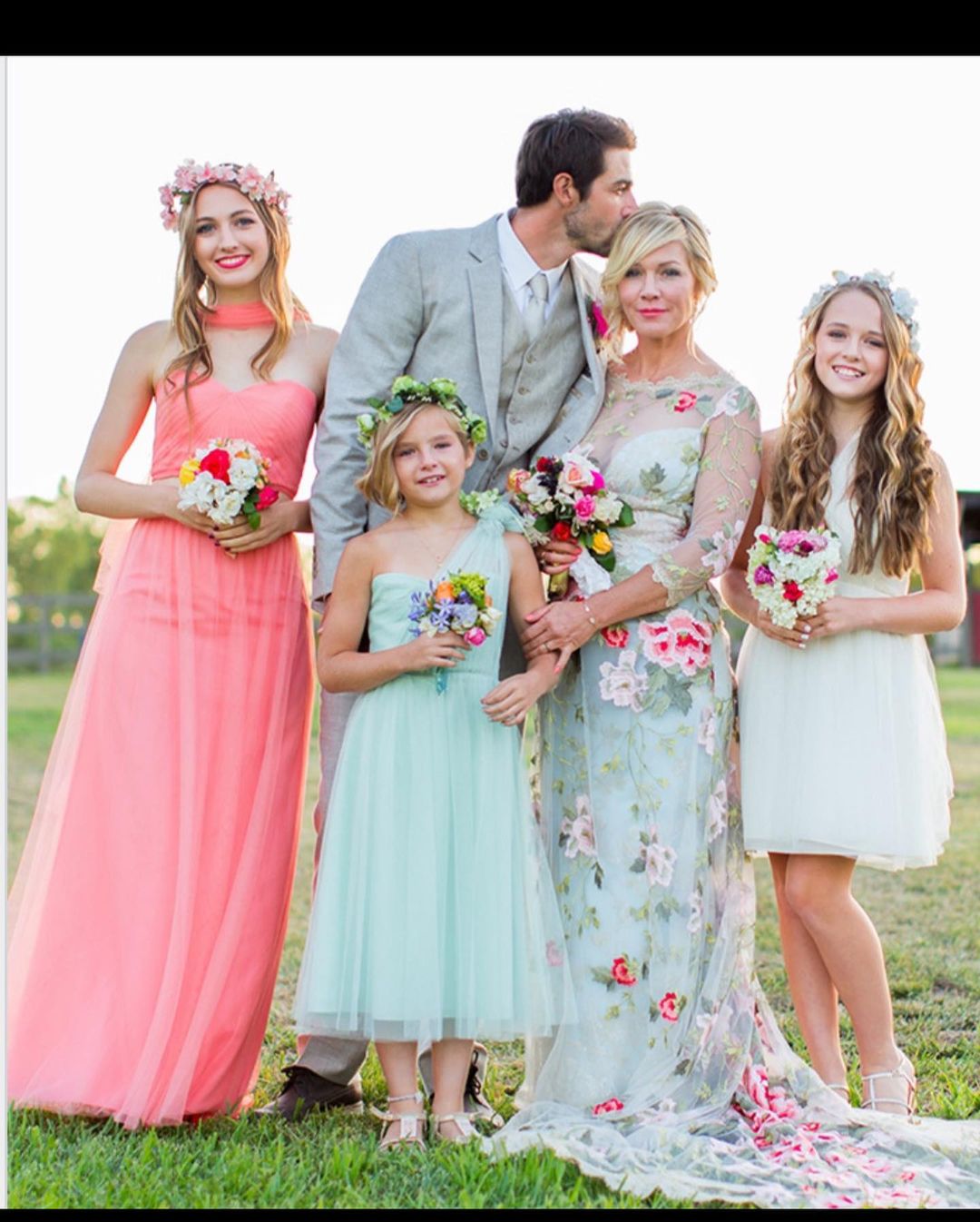 Luca Bella Facinelli(on right) in her parents' marriage. 