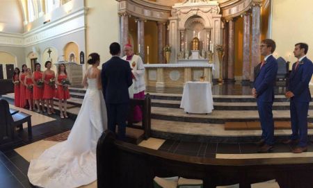 Purvesh Mankad and Aarti Mann took the Christian wedding ceremony on their wedding day. What does Aarti Mann's husband, Purvesh do for a living?