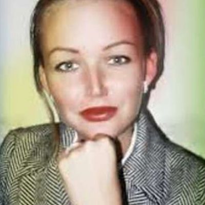 Marina Drujko posing for a photo shoot. 