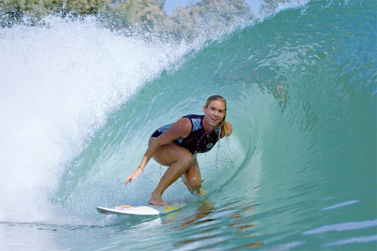 Bethany Hamilton surfing profesionally