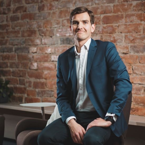 Robert Wiktorin posing for a photoshoot