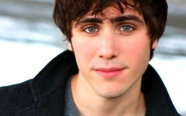 Gary Entin in a frame