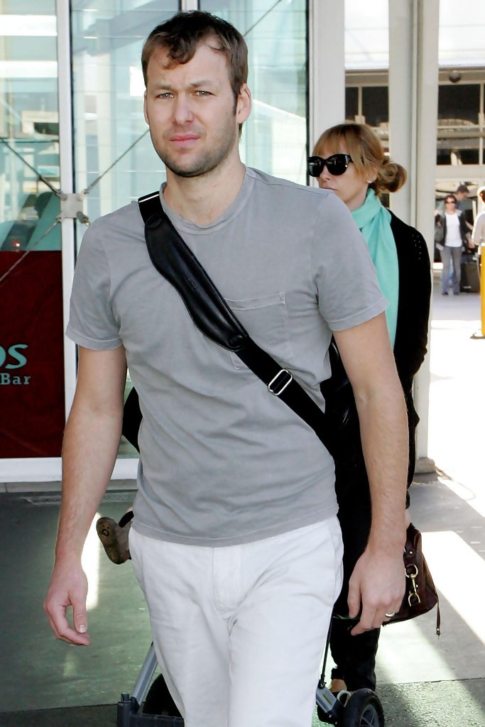 Dave Galafassi in a walking pose.