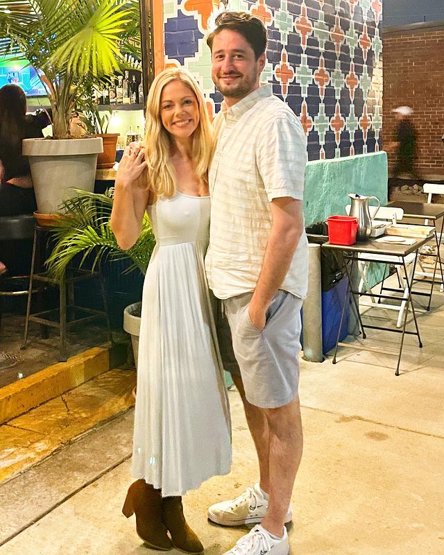 Alexa Rosenberg with her boyfriend Jacques pardon in a frame