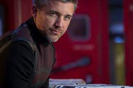 Jeff Hephner posing for the photo