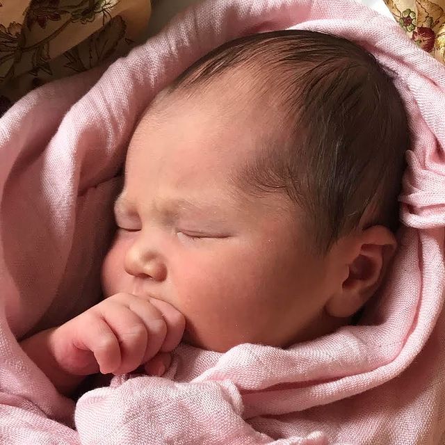 Picture of Arianwen Parkes-Lockwood's daughter, Serafina Lucia Saoirse Fabrizi wearing pink color dress