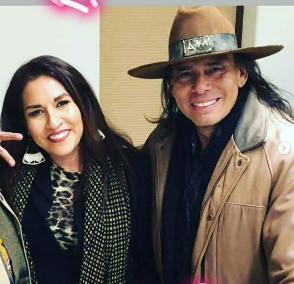 Raoul Trujillo was captured with his ex wife  posing for the photo wearing hat and his hand on his cheek