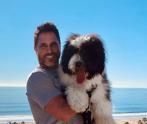 Picture of Don Diamont and his lovely pet 