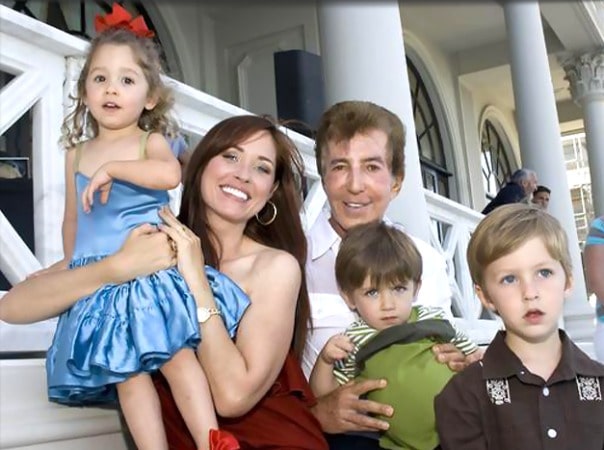 Alvin Malnik and his wife Nancy Elaine Gresham with their children  Jesse, Noah and Sterling