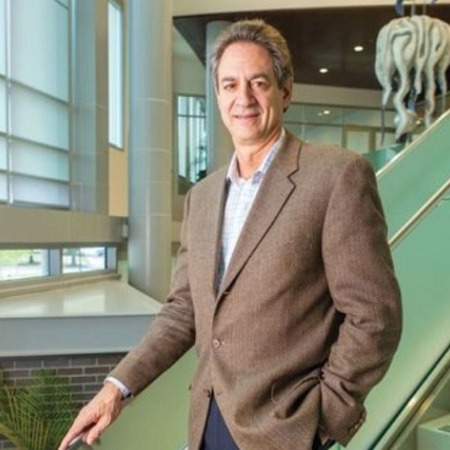 David Hefner is a computer graphics specialist and an editor in the showbiz world. 