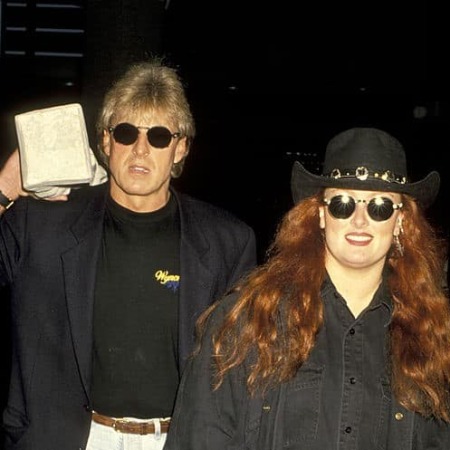 Grace Pauline Kelly's father Arch Kelley III and mother Wynonna Judd.