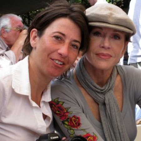 Vanessa Vadim with her mother Jane Fonda.