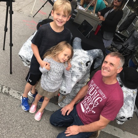 David Eigenberg with his kids Louie Steven Eigenberg and Myrna Belle Eigenberg.