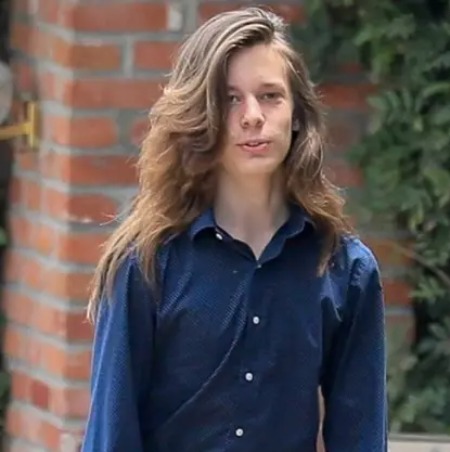 Damian Musk's sibling Vivian Jenna Wilson. 