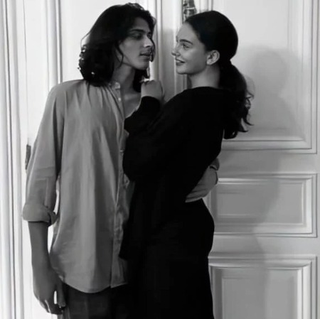 The picture of Deva Cassel with Luca Salandra.