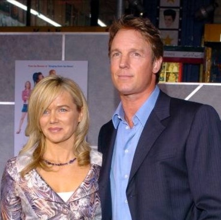 The picture of Chris Potter with his loving wife Karren Potter. 