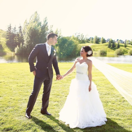 The wedding ceremony picture of Charlie Cavill and Heather Palmer.